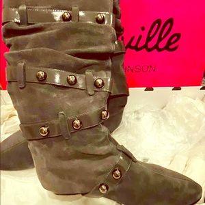 Betsey Johnson gray suede boots new